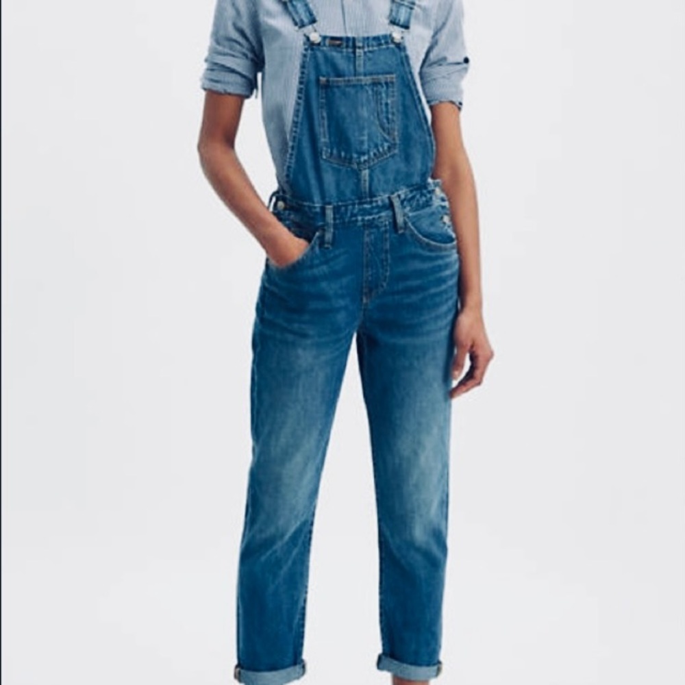 Levi's Loose Fit Overalls Medium Wash Denim Jeans Pants Jumpsuit